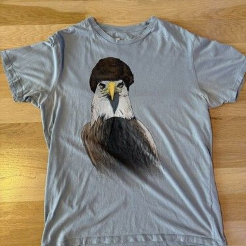 MUST SEE!! Funny Tee shirt Bald Eagle w Toupee TRUMP Mens Medium Gap Threadless